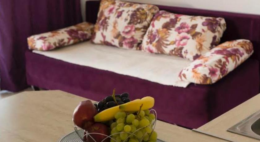 Franovic Apartments photo