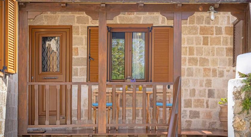 Margaritis Luxury Medieval House photo
