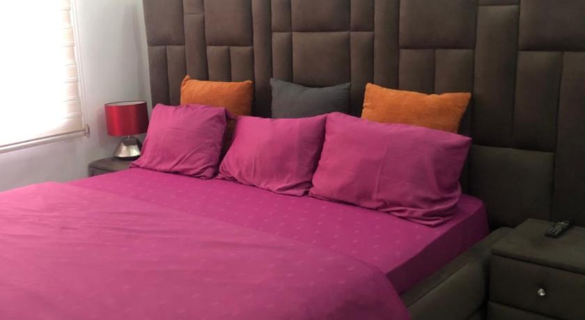 Well furnished and spacious 2 bedroom apartment photo