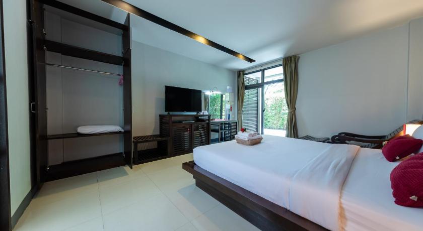 Image of Standard Garden View Double Bed 4
