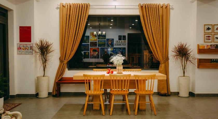 The Windy BnB - Rollei Stories photo