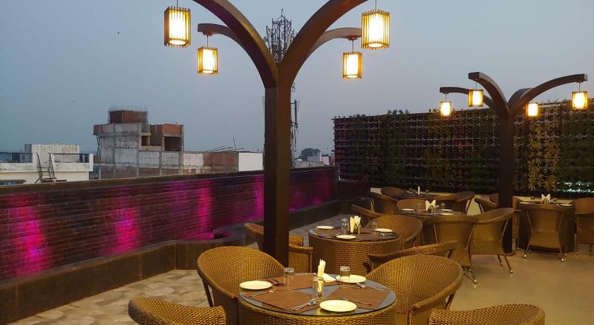 Hotel Shivoy Grand - image 2