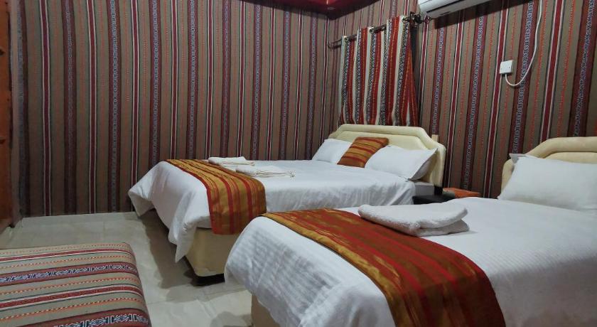 Deluxe szoba kétszemélyes ággyal és zuhanyzóval (Deluxe Double Room with Shower) fotója 1