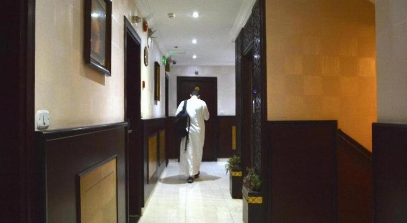 Tobal Al Hamra Hotel Apartments photo