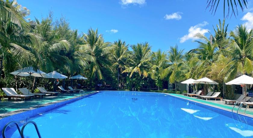 GM Doc Let Beach Resort and Spa - image 12