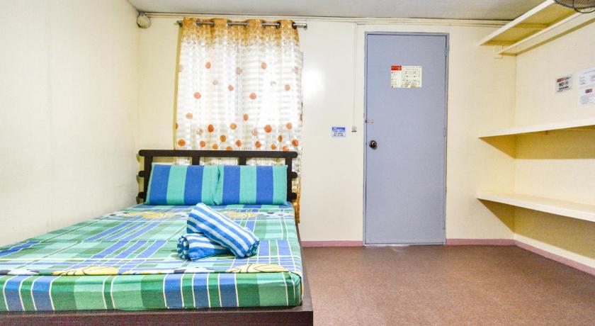 Image of Standard Queen Room 1