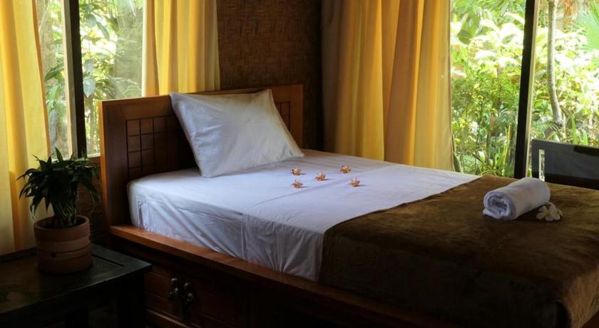 Image of Deluxe Double or Twin Room with Garden View 0