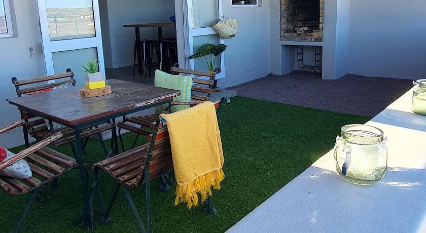 Bellas Cottage — Hotel in Langebaan