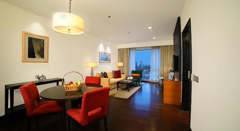 Image of One Bedroom Executive - 20% off on food and soft beverages at restaurant 1