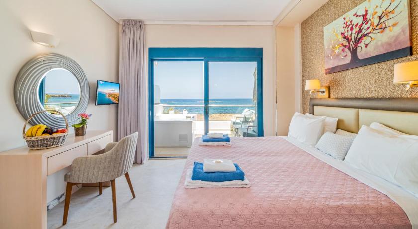 Image of One-Bedroom Apartment with Panoramic Sea View & Hot Tub (2 Adults) 0