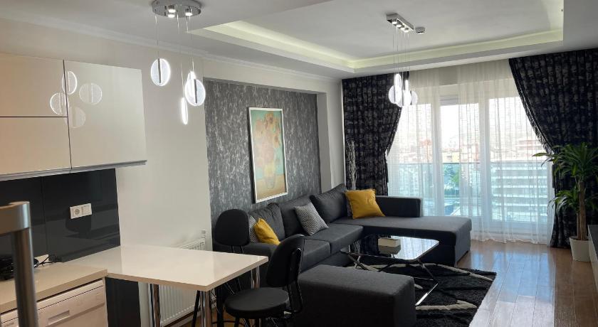 Stylish One Bedroom Apartment — Hotel in Esenyurt