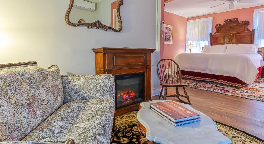 Bedford Inn photo