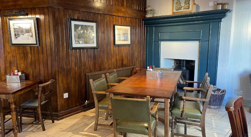 Punch House Monmouth photo