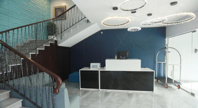 Riviera Suites photo