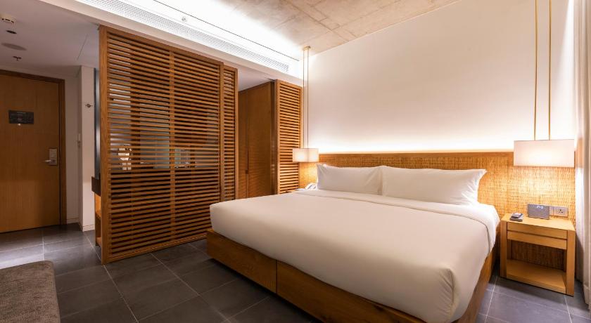 Image of Deluxe Double Balcony 5