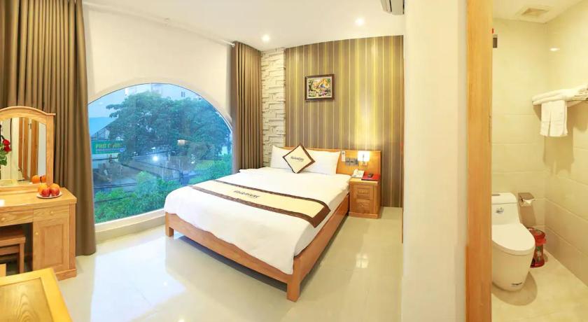 Valentine Hotel - image 14