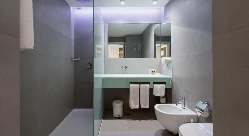 Varzinn Hotel photo