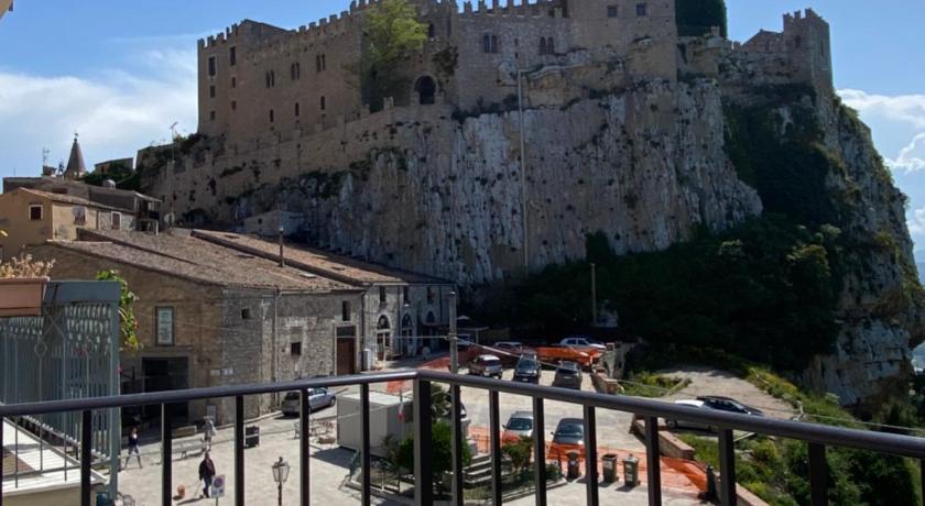 IL DUCA HOUSE e HOLIDAY PRESTIGE