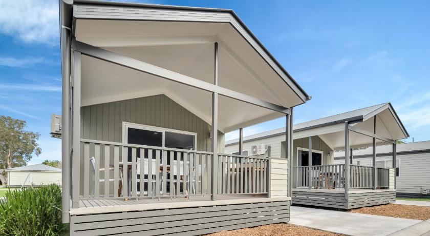 Image of Bottlebrush Cabin (2BR) 8