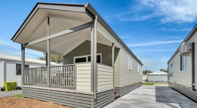 Image of Bottlebrush Cabin (2BR) 9