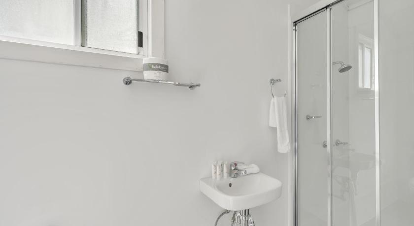 Image of Studio Cabin 3