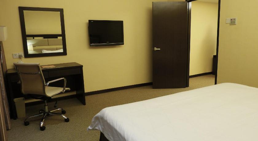 Image of Superior Suite 6