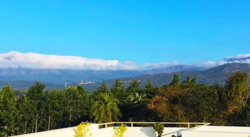 HALENAHALLI HOME STAY — Hotel in Chikmagalur