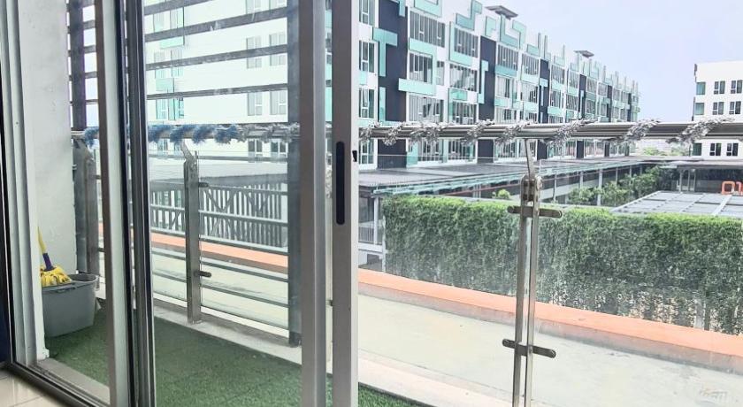 Aeropod [5B]/Near Airport / 2 Queen Bed/ Netflix/Free Parking photo