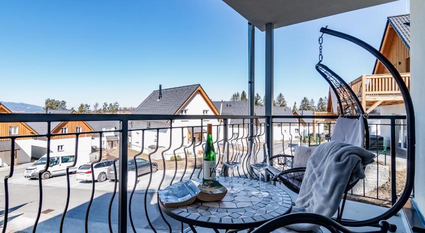 Image of Apartment with Lake View 1