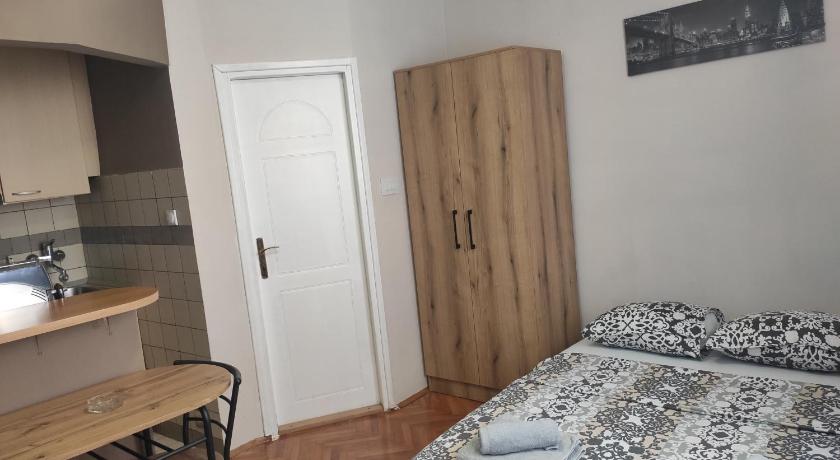 Marger apartment photo