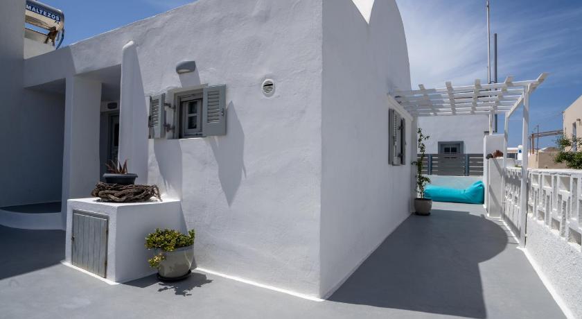 Casa Sigala arch photo