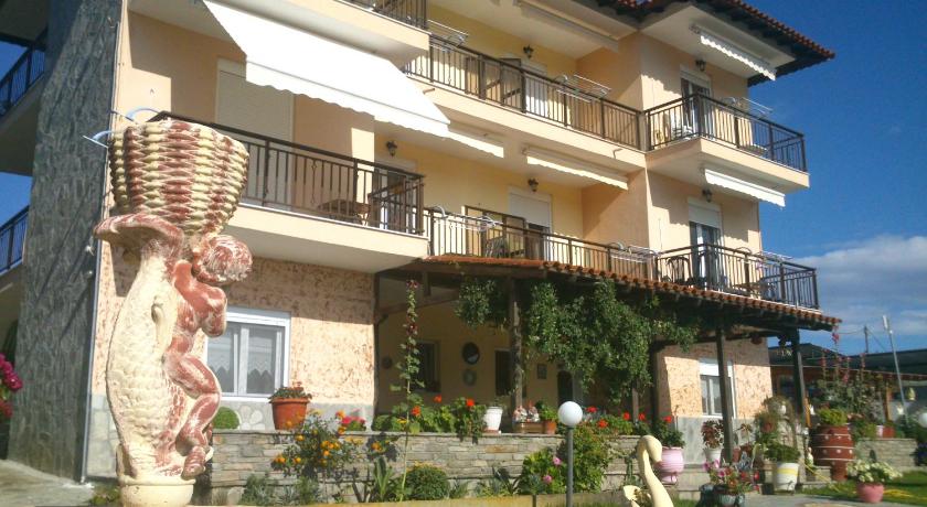 Sofia & Lakis House photo