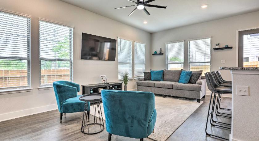 Houston Escape with Patio Less Than 13 Mi to Downtown! photo