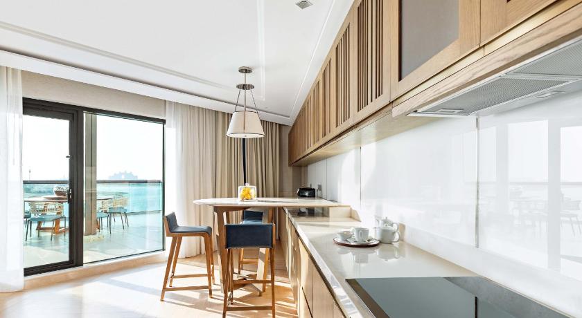 Taj Exotica Resort & Spa The Palm Dubai - image 5