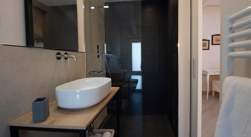 카라라 Villino Micol camere a due passi dal mare 4성급 호텔 객실