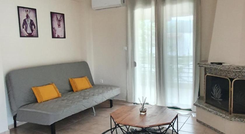 Elena Apartments photo