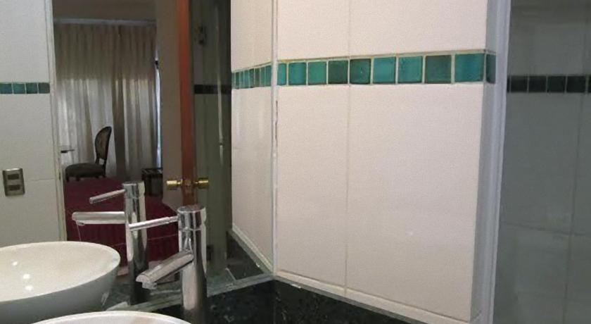 Image of Standard Single Room 9