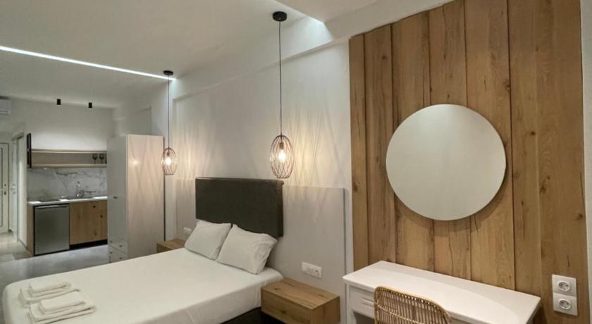 Image of Deluxe Double or Twin Room 4