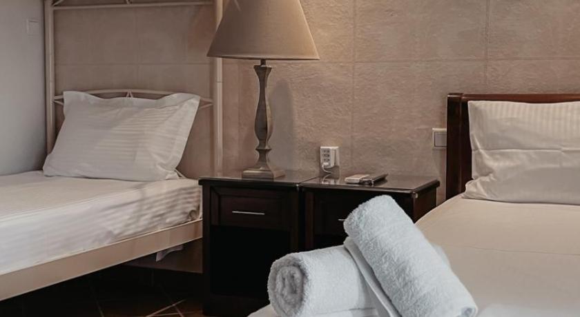 Image of Economy Quadruple Room 2