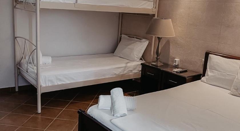 Image of Economy Quadruple Room 6