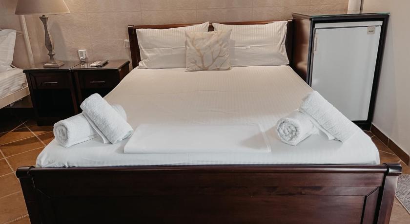 Image of Economy Quadruple Room 9