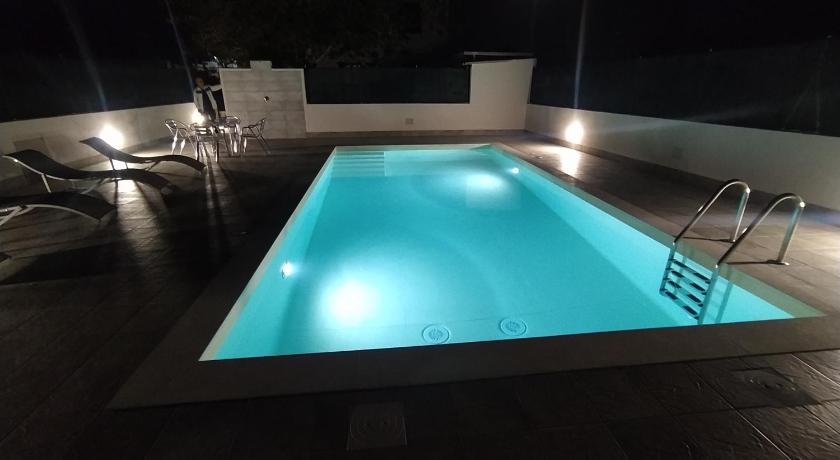 Casa con piscina Profumo Sea & Sun 2