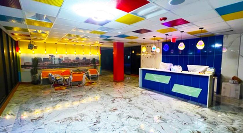 Philly Inn & Suites photo
