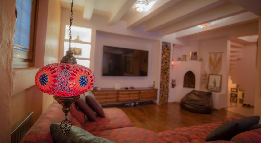 Antique Masterpiece Duplex in Besiktas — Hotel in İstanbul
