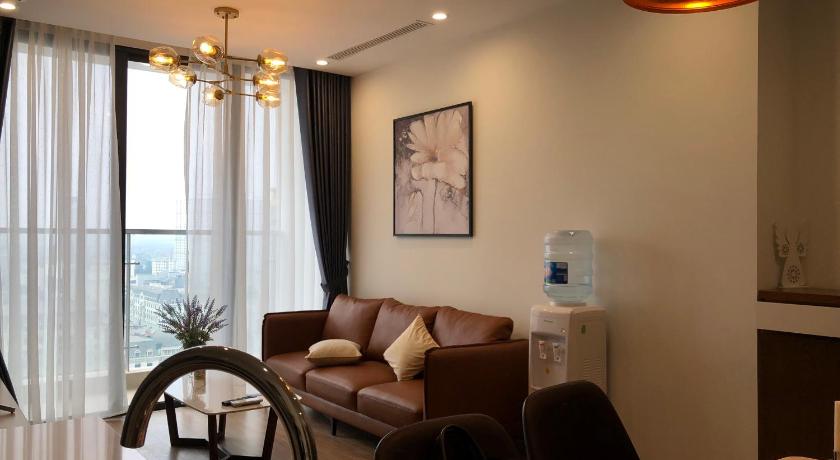 U Home - 3BR Apartment at Vinhomes Skylake Pham Hung near Keangnam photo