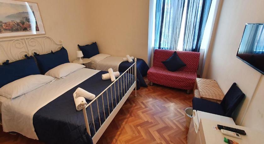 Napol-In — Hotel in Naples