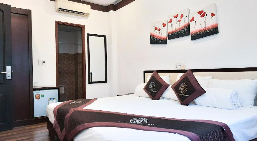 Image of Triple Room 2