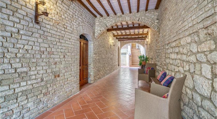 Awesome apartment in San Gimignano with 2 Bedrooms and WiFi photo