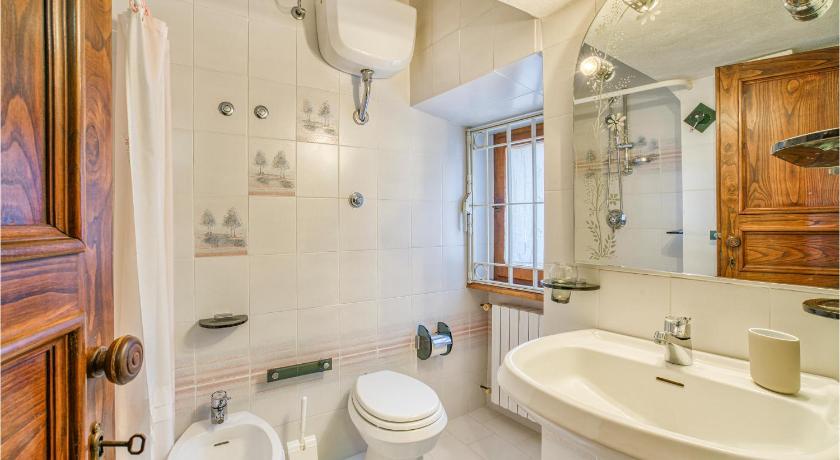 Awesome apartment in San Gimignano with 2 Bedrooms and WiFi photo