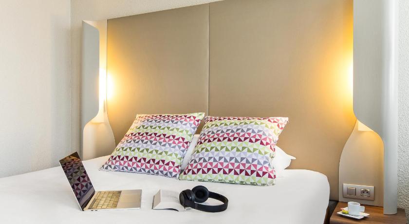 Campanile Grenoble Sud Seyssins Hotel photo